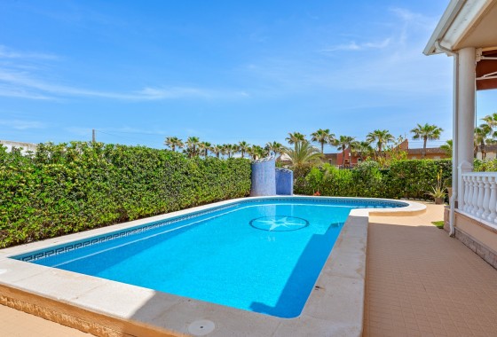 Revente - Villa - Torrevieja - La Mata