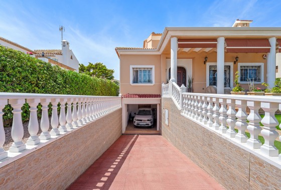 Revente - Villa - Torrevieja - La Mata