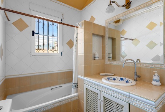 Revente - Villa - Torrevieja - La Mata