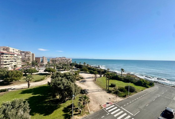 Resale - Apartment - Torrevieja - Cabo cervera