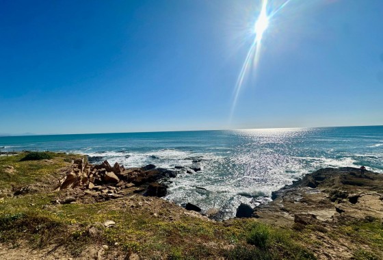 Resale - Apartment - Torrevieja - Cabo cervera