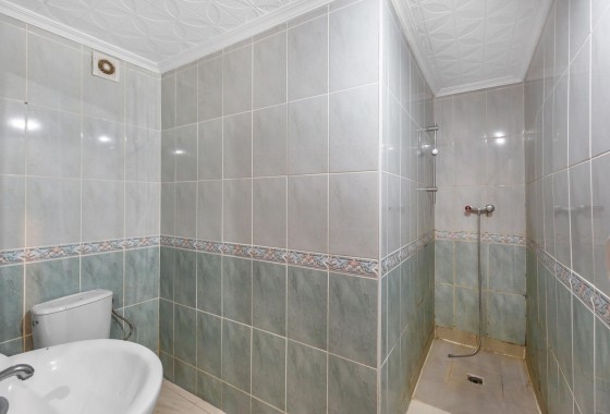 Resale - Apartment - Torrevieja - Centro - Muelle Pesquero