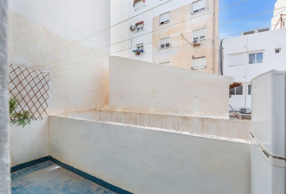 Resale - Apartment - Torrevieja - Centro - Muelle Pesquero