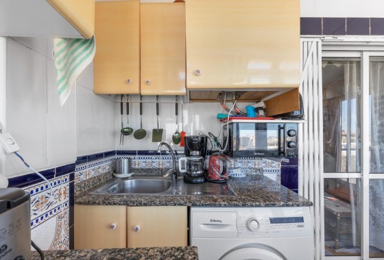 Resale - Apartment - Torrevieja - Playa del cura