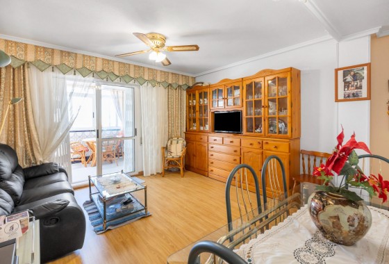 Resale - Apartment - Torrevieja - Playa del cura