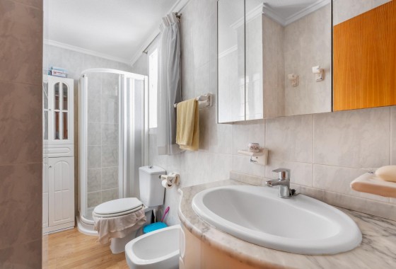 Resale - Apartment - Torrevieja - Playa del cura