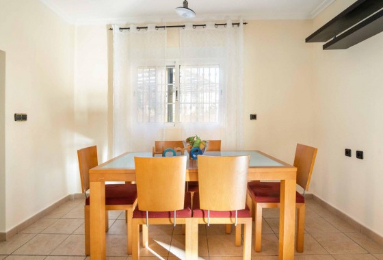 Revente - Maison mitoyenne - Orihuela Costa - Los Almendros-la Florida