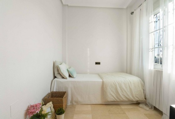 Revente - Maison mitoyenne - Orihuela Costa - Los Almendros-la Florida