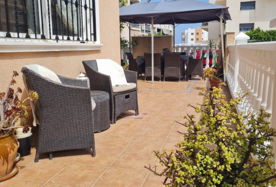 Revente - Villa - Orihuela Costa - Los Dolses