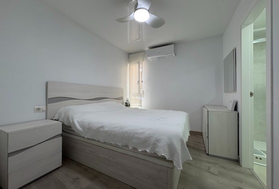 Revente - Appartement - Torrevieja - Centro