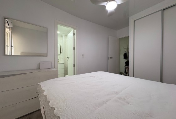 Revente - Appartement - Torrevieja - Centro