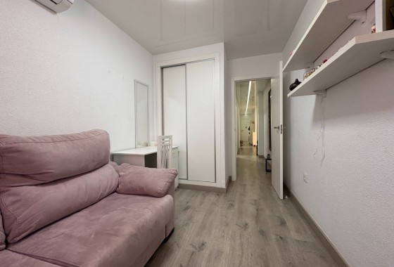 Revente - Appartement - Torrevieja - Centro