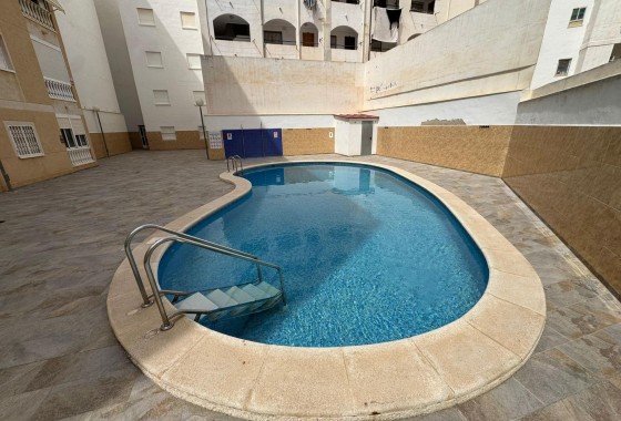 Revente - Appartement - Torrevieja - Centro