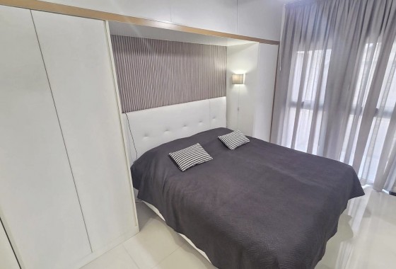 Revente - Appartement - Villamartin - Los Dolses