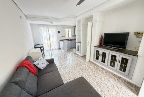 Resale - Townhouse - Villamartin