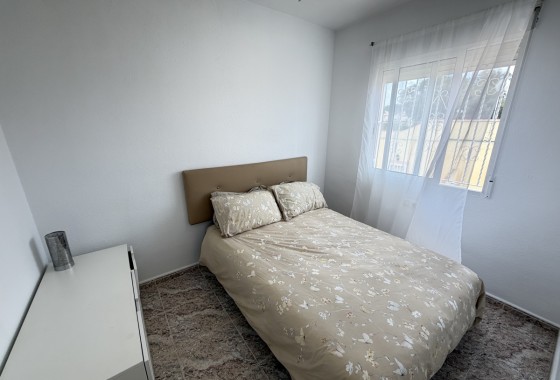 Resale - Townhouse - Villamartin
