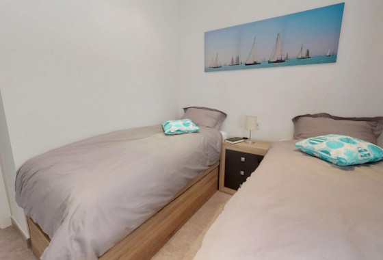 Revente - Appartement - Torrevieja - Aguas nuevas 1