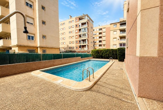 Revente - Appartement - Torrevieja - Nueva Torrevieja