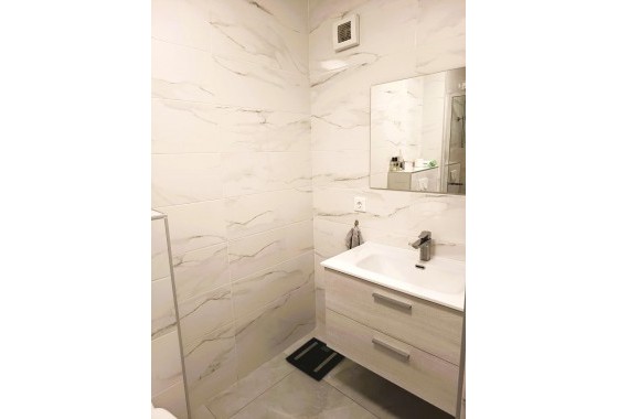 Revente - Appartement - Torrevieja - Acequion