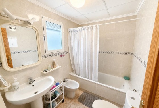Resale - Apartment - Torrevieja - Estacion de autobuses