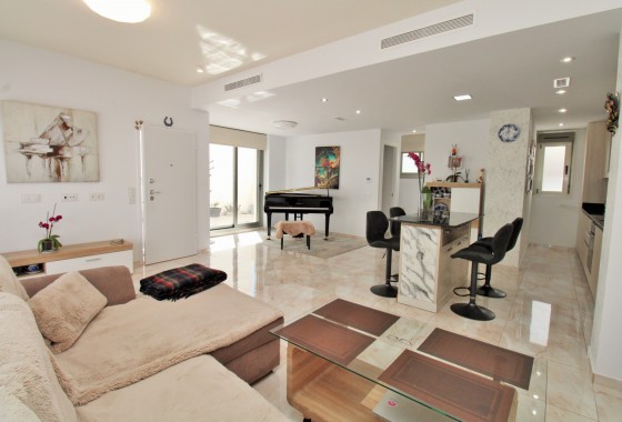 Resale - Detached Villa - Villamartin