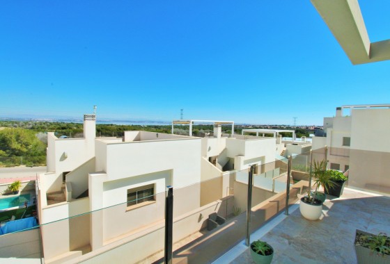 Resale - Detached Villa - Villamartin