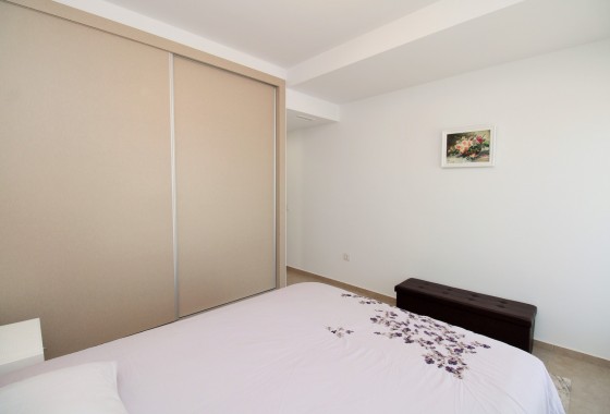 Resale - Detached Villa - Villamartin