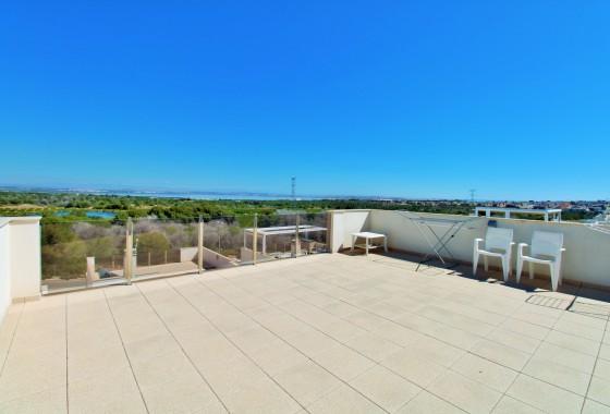 Resale - Detached Villa - Villamartin