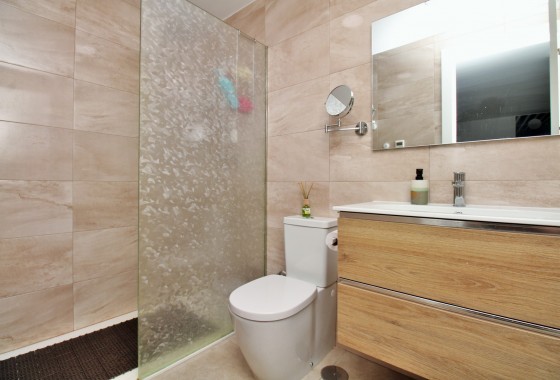 Resale - Detached Villa - Villamartin
