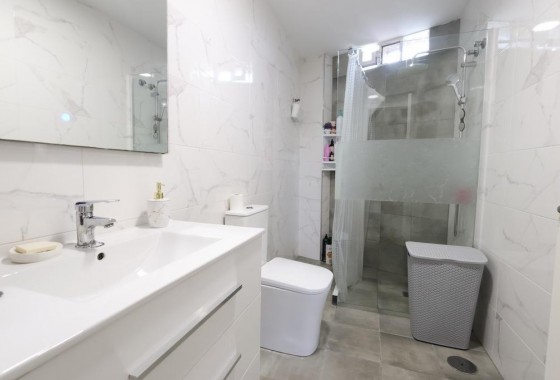 Segunda Mano - Apartamento - Torrevieja - Habaneras