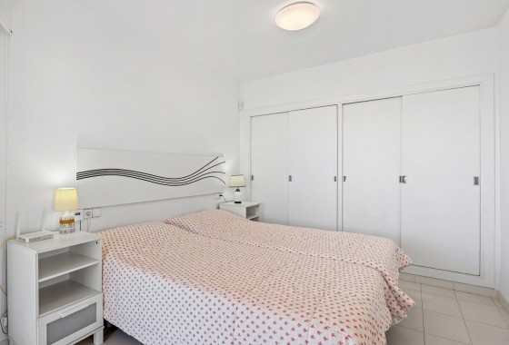 Resale - Apartment - Santa Pola