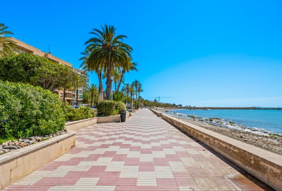 Resale - Apartment - Santa Pola