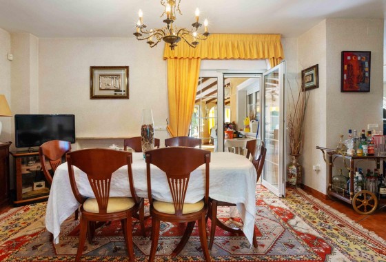 Revente - Villa - Orihuela Costa - MUY CERCA DE LA PLAYA