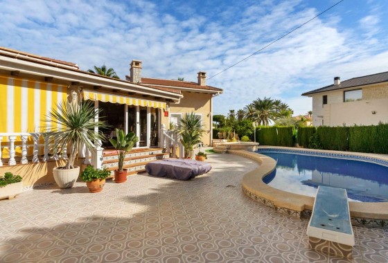 Revente - Villa - Orihuela Costa - MUY CERCA DE LA PLAYA