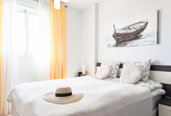 Resale - Apartment - Orihuela Costa - Villamartín