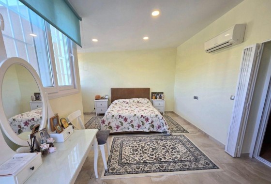 Resale - Detached Villa - Dehesa de Campoamor - Campoamor