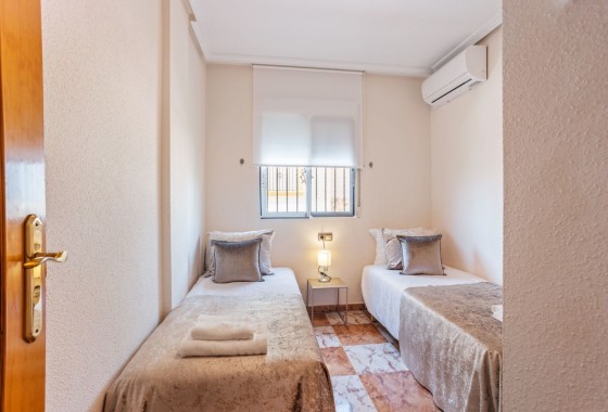Resale - Detached Villa - Orihuela Costa - La Regia