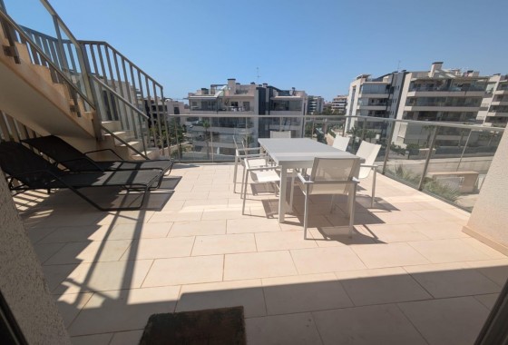 Resale - Apartment - Villamartin