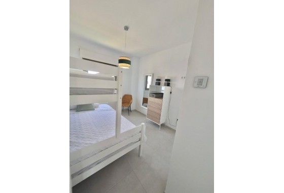Resale - Apartment - Villamartin