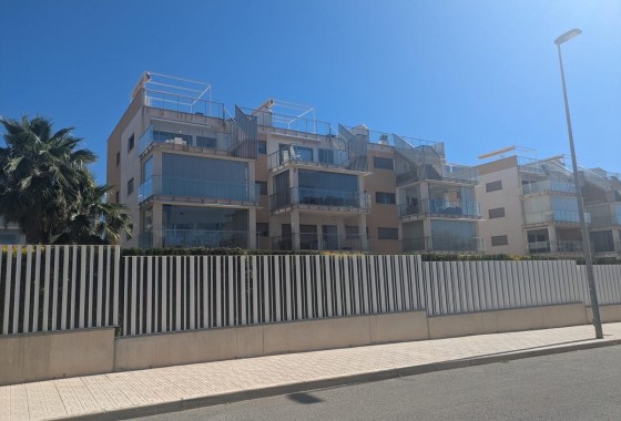 Resale - Apartment - Villamartin