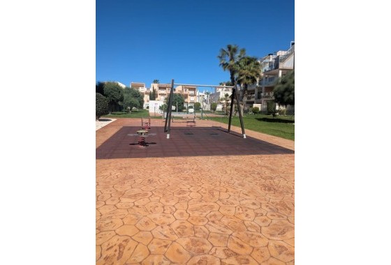 Resale - Apartment - Villamartin