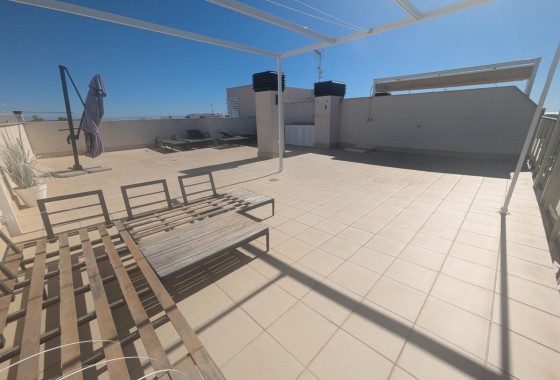 Resale - Apartment - Villamartin