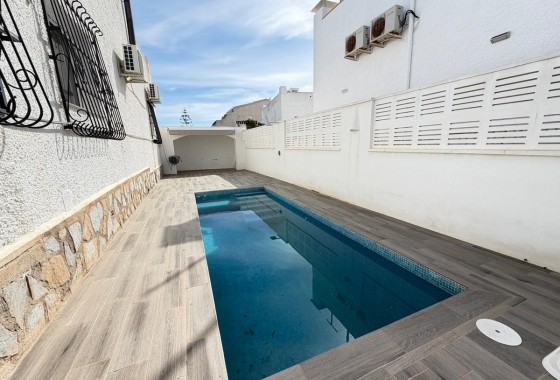 Resale - Detached Villa - San Miguel de Salinas - BLUE LAGOON