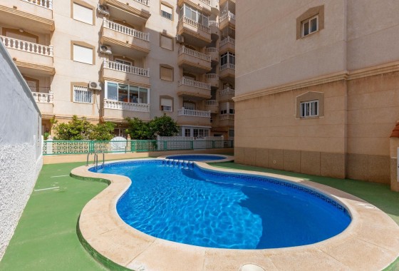 Revente - Appartement - Torrevieja - Nueva Torrevieja