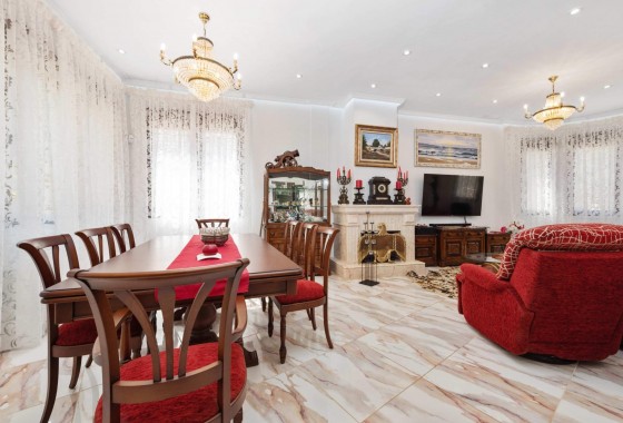 Resale - Detached Villa - Orihuela Costa - Campoamor