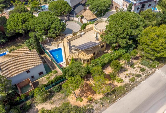 Resale - Detached Villa - Orihuela Costa - Campoamor