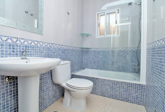 Revente - Maison mitoyenne - Villamartin