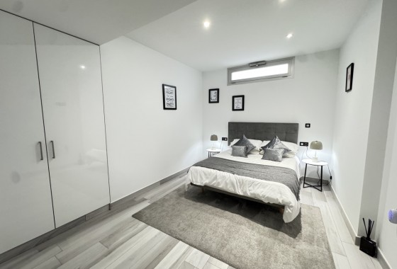 Revente - Villa - Orihuela Costa - Lomas de Cabo Roig