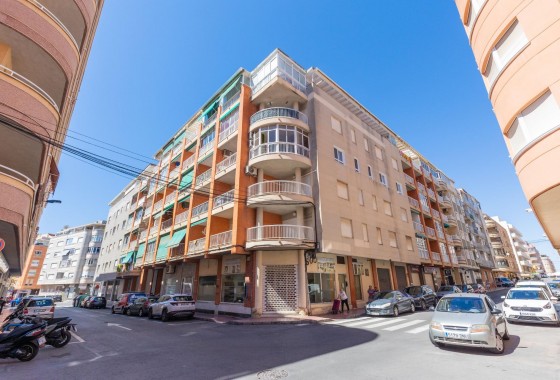Segunda Mano - Apartamento - Torrevieja - Playa del cura