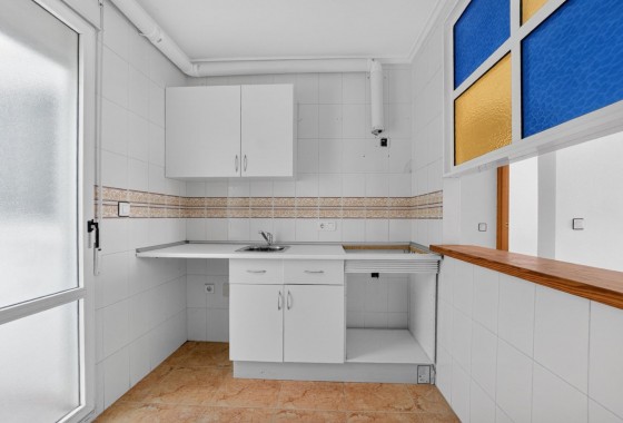 Segunda Mano - Apartamento - Torrevieja - El limonar